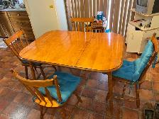 Free delivery used Wooden Dining Table Set with 4 Chairs - Photo 4