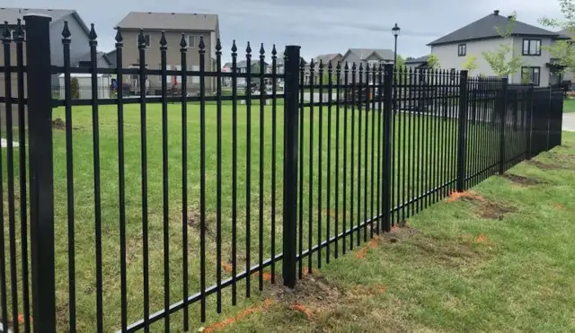 7’x4’ Industrial Ornamental Fencing – 20 Panels   Gates - Photo 3