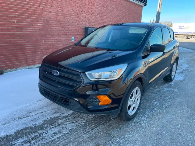 2017 FORD ESCAPE FWD