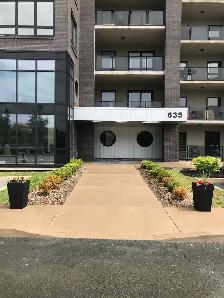 Two Bedroom   Den - Two Bathroom - Available April or May 1st - Photo 6