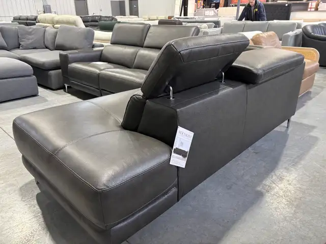 Dark grey leather sectional with power seat - Photo 2