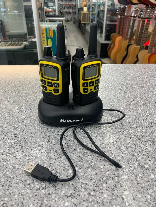 Midland T61B Walkie Talkie