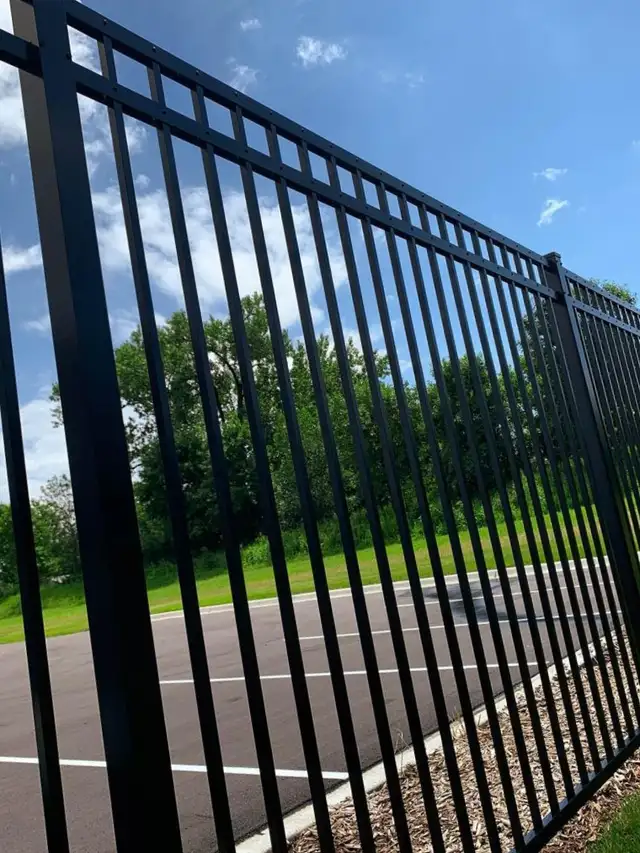 148FT Flat Top Ornamental Fence – 20 Panels & 2 Gates - Photo 3