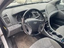 Hyundai Sonata - Photo 4