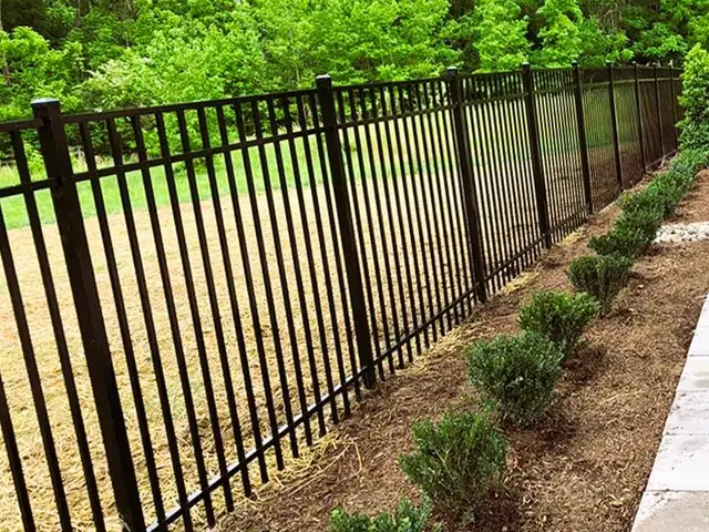 Heavy Duty Flat Top Ornamental Fence 8x6 – 20 Panels - Photo 5