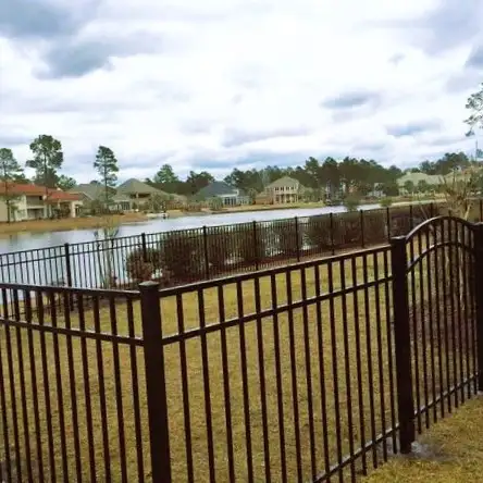 Heavy Duty Flat Top Ornamental Fence 8x6 – 20 Panels - Photo 8