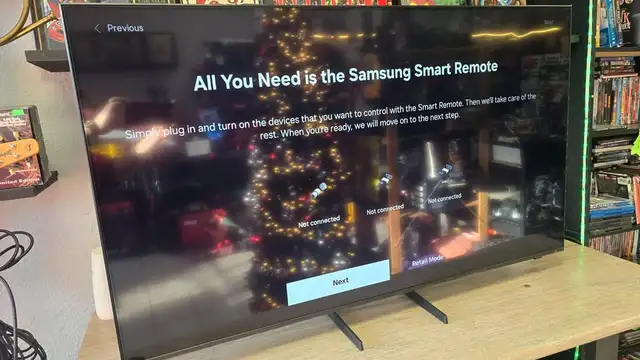 Samsung– 55' 4K UHD Smart TV With Remote