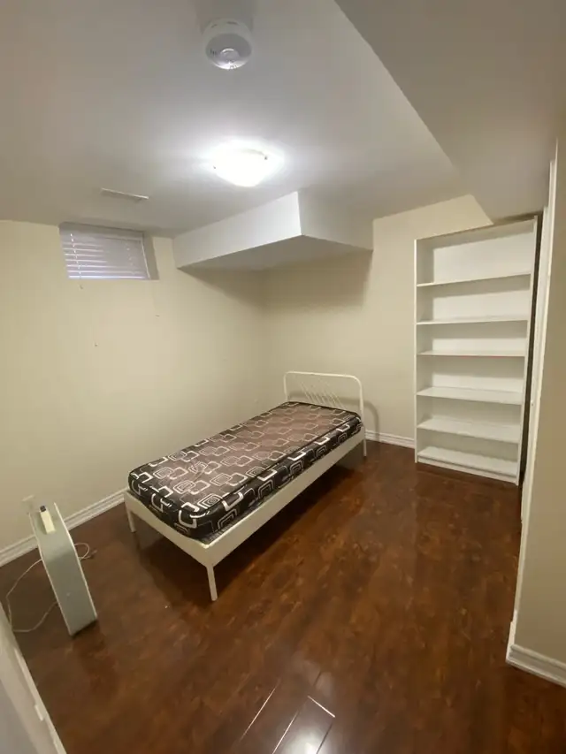 Sharing and Single Room for Rent in Brampton
