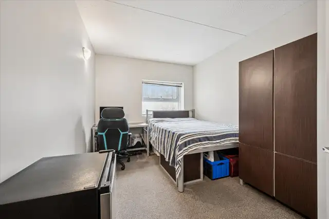 Spacious Student Accommodation (Furnished and En-suite Bathroom) - Photo 12