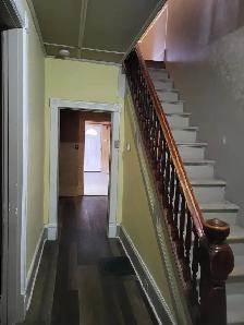 3 Bedroom, 1 Bathroom Attached End-unit Townhouse - Photo 5