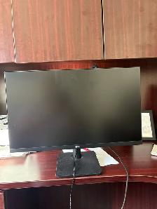 26 INCH LG MONITOR