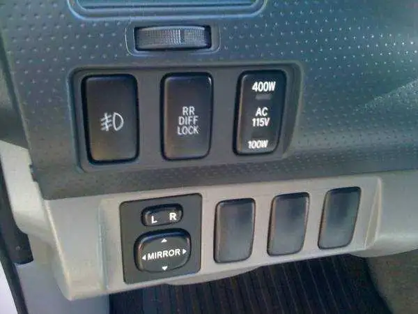 2009 Toyota Tacoma - Photo 2