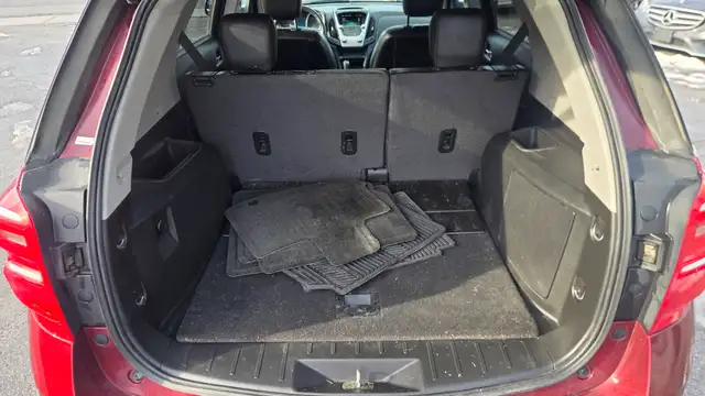 2017 Chevrolet Equinox Premier LZ Lane Departure/Accident Alert/ - Photo 10