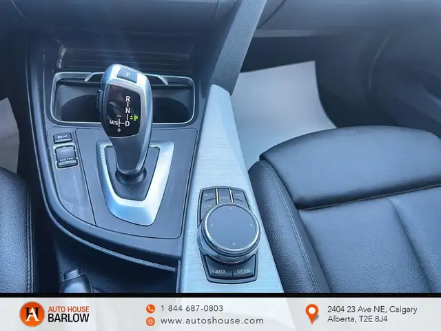 2018 BMW 3 Series 330i xDrive BACKUP CAMERA SUNROOF BLUETOOTH - Photo 13
