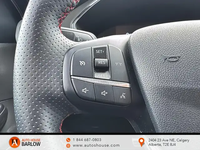 2024 Ford Escape ST-Line LEATHER BACKUP CAMERA HEATED SEATS PUSH - Photo 11