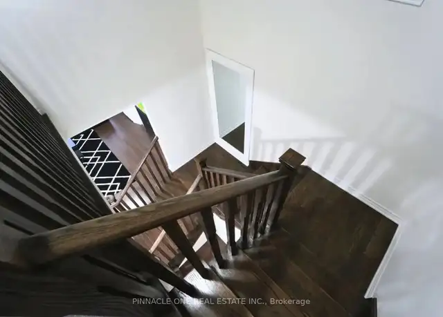 Stunning 4 Bedroom, 2.5 Bathroom House for Rent in Keswick - Photo 4