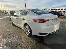 2016 Acura ILX Premium | Bluetooth, Back Cam, Sunroof - Photo 7