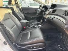 2016 Acura ILX Premium | Bluetooth, Back Cam, Sunroof - Photo 9