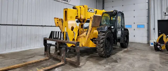 telehandler for rent