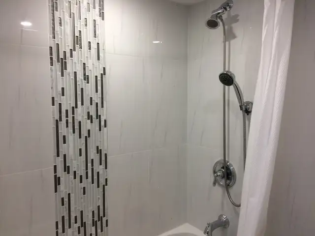 UPDATED Bowmanville 2-Bedroom apt for rent – Pet friendly