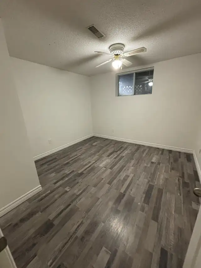 UPDATED Bowmanville 2-Bedroom apt for rent – Pet friendly - Photo 6