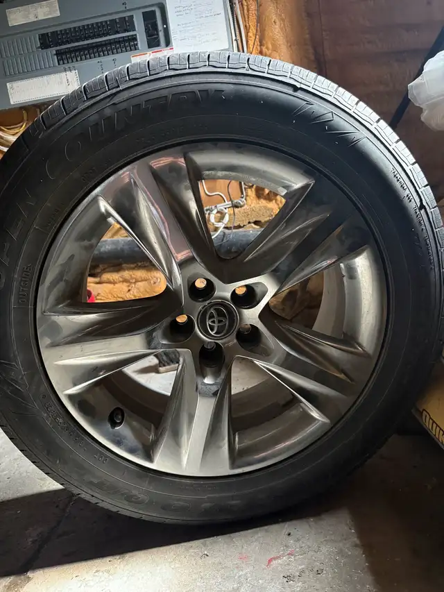 Toyota Highlander 2016 Limited, Good Condition - Photo 8