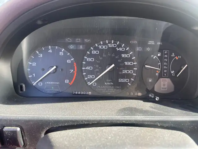 1992 Honda Accord Coupe, 2.2L. 244K km, no accident, auto., A/C - Photo 6