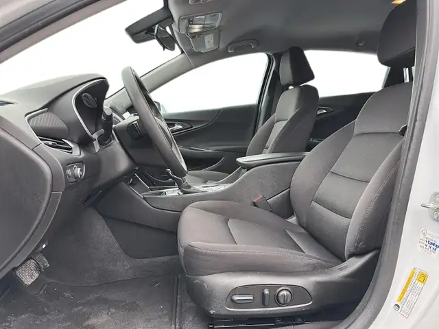 2024 Chevrolet Malibu 1LT 1LT | Save $12,791 vs New - Photo 9