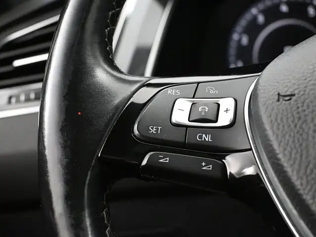 2018 Volkswagen Tiguan R-LINE TSI 4MOTION Apple Carplay/Android - Photo 14