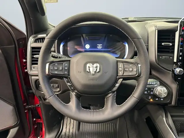 2026 RAM 1500 Rebel - Navigation - Apple CarPlay - Photo 11