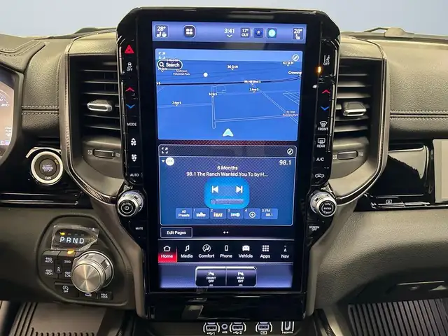 2026 RAM 1500 Rebel - Navigation - Apple CarPlay - Photo 13