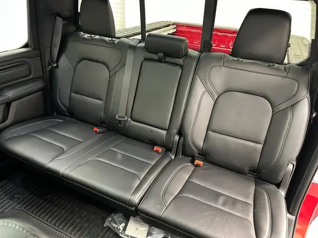 2026 RAM 1500 Rebel - Navigation - Apple CarPlay - Photo 17