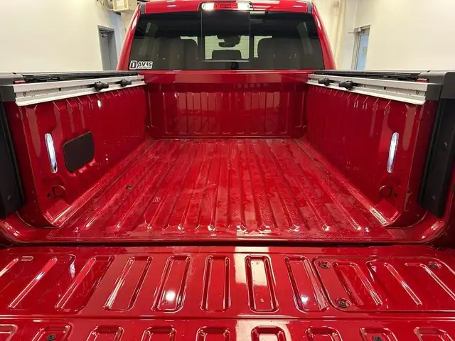 2026 RAM 1500 Rebel - Navigation - Apple CarPlay - Photo 18
