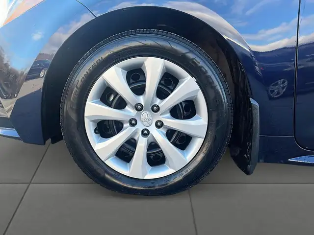 2024 Toyota Corolla LE LE | Lane Assist | Heated Front Seats - Photo 9