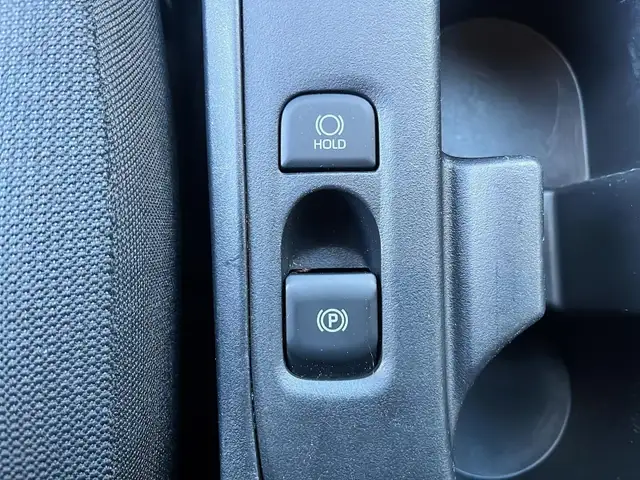 2024 Toyota Corolla LE LE | Lane Assist | Heated Front Seats - Photo 22