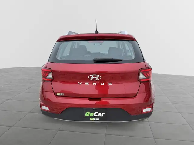 2024 Hyundai Venue Preferred Preferred | Lane Assist | Push-B... - Photo 5
