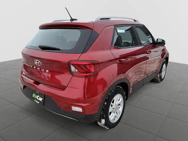 2024 Hyundai Venue Preferred Preferred | Lane Assist | Push-B... - Photo 7