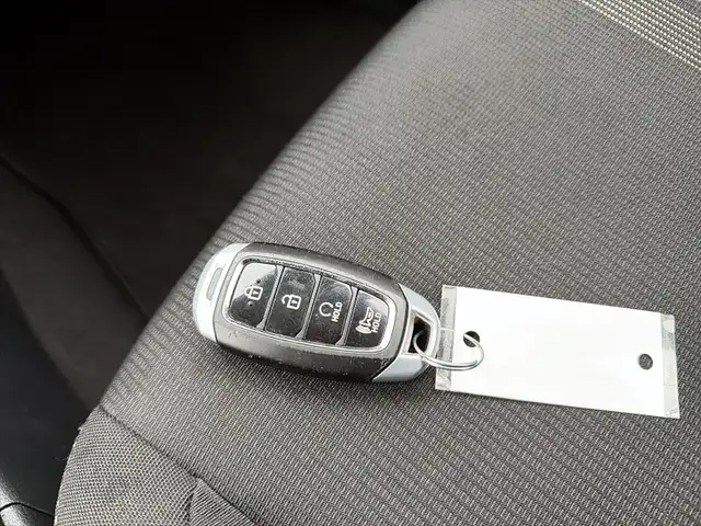 2024 Hyundai Venue Preferred Preferred | Lane Assist | Push-B... - Photo 22