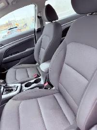 2018 Hyundai Elantra GT GL Automatic - Photo 11