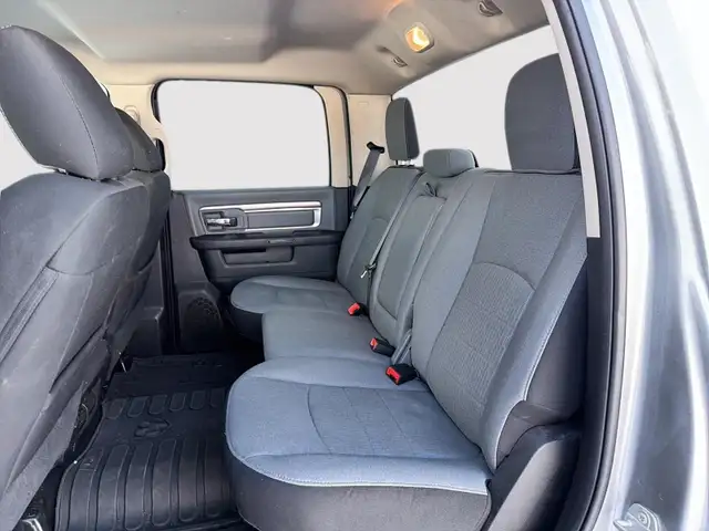 2023 RAM 1500 Classic SLT SLT | Save $ 30,252 vs New - Photo 11