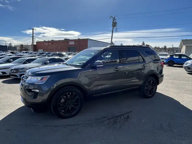 2018 Ford Explorer XLT 4WD/NAVIGATION/B.CAM/PANO ROOF/7-PASS/FIN - Photo 3