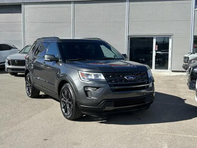 2018 Ford Explorer XLT 4WD/NAVIGATION/B.CAM/PANO ROOF/7-PASS/FIN - Photo 8