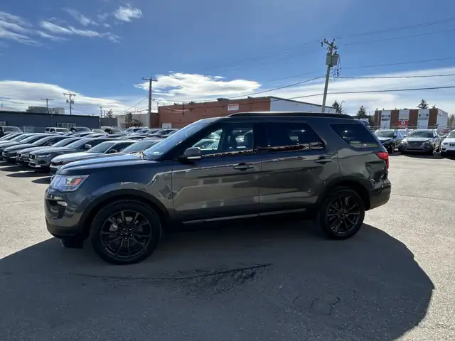 2018 Ford Explorer XLT 4WD/NAVIGATION/B.CAM/PANO ROOF/7-PASS/FIN - Photo 12