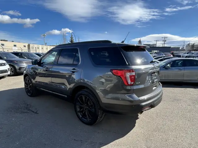 2018 Ford Explorer XLT 4WD/NAVIGATION/B.CAM/PANO ROOF/7-PASS/FIN - Photo 14