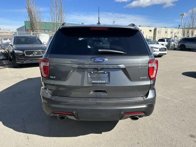 2018 Ford Explorer XLT 4WD/NAVIGATION/B.CAM/PANO ROOF/7-PASS/FIN - Photo 16