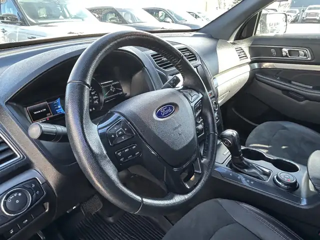 2018 Ford Explorer XLT 4WD/NAVIGATION/B.CAM/PANO ROOF/7-PASS/FIN - Photo 24