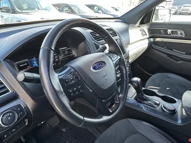 2018 Ford Explorer XLT 4WD/NAVIGATION/B.CAM/PANO ROOF/7-PASS/FIN - Photo 35