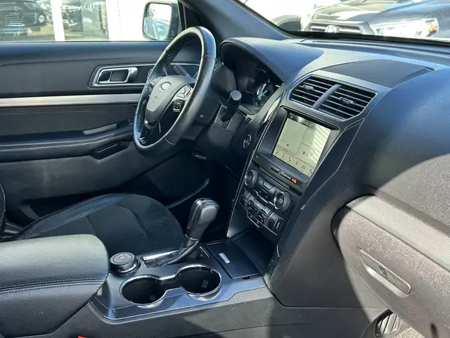 2018 Ford Explorer XLT 4WD/NAVIGATION/B.CAM/PANO ROOF/7-PASS/FIN - Photo 45