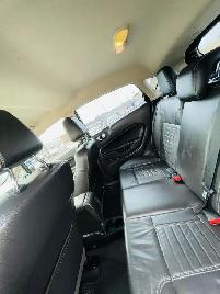 2016 Ford Fiesta Titanium 4dr Sedan Automatic - Photo 8