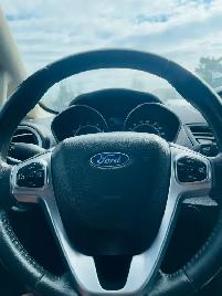 2016 Ford Fiesta Titanium 4dr Sedan Automatic - Photo 13